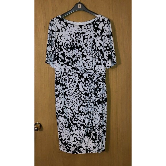 London Times black and white gather detail sheath dress Size 16W - Picture 2 of 5